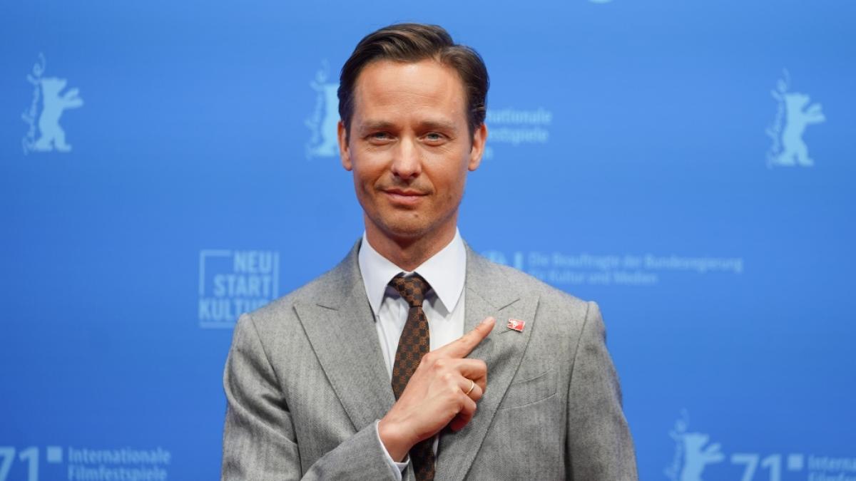 Tom Schilling&nbsp;wurde mit sechs Jahren auf dem Schulhof als Schauspieler entdeckt. (Foto)