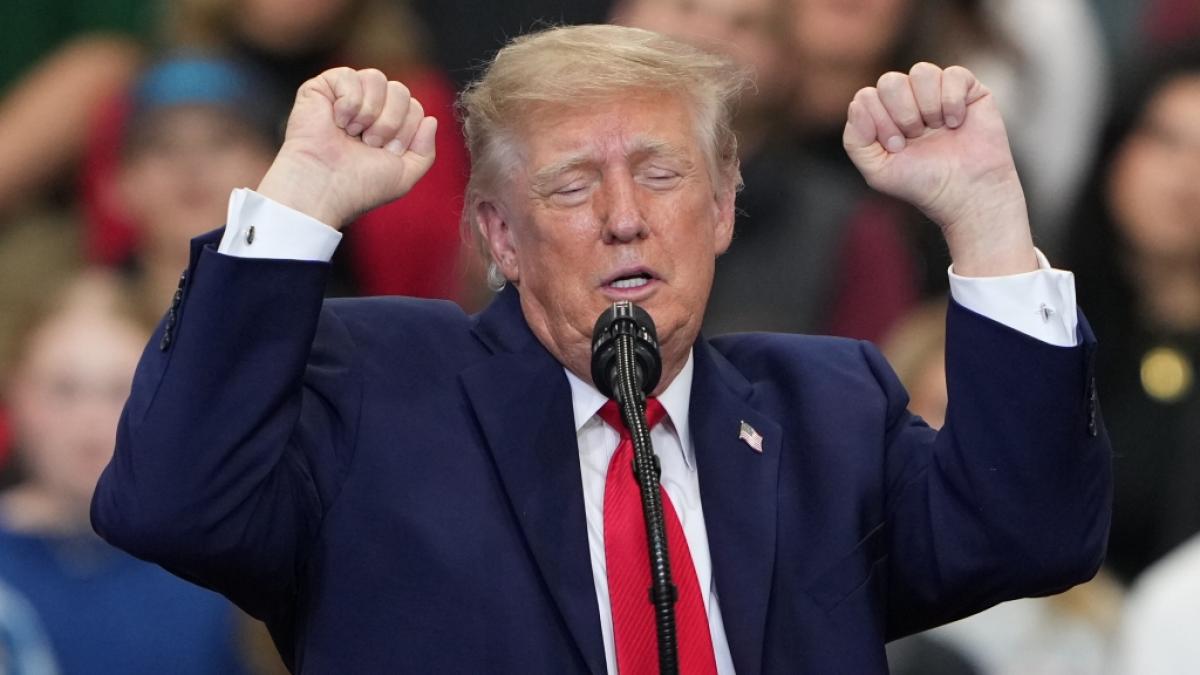 Donald Trump (80) konnte sich einen Seitenhieb gegen den demokratischen Senatskandidaten James Talarico nicht verkneifen. (Foto)