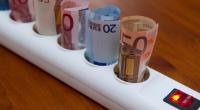 Vor allem nachts fressen Haushaltsgeräte unnötig Strom und kosten Geld