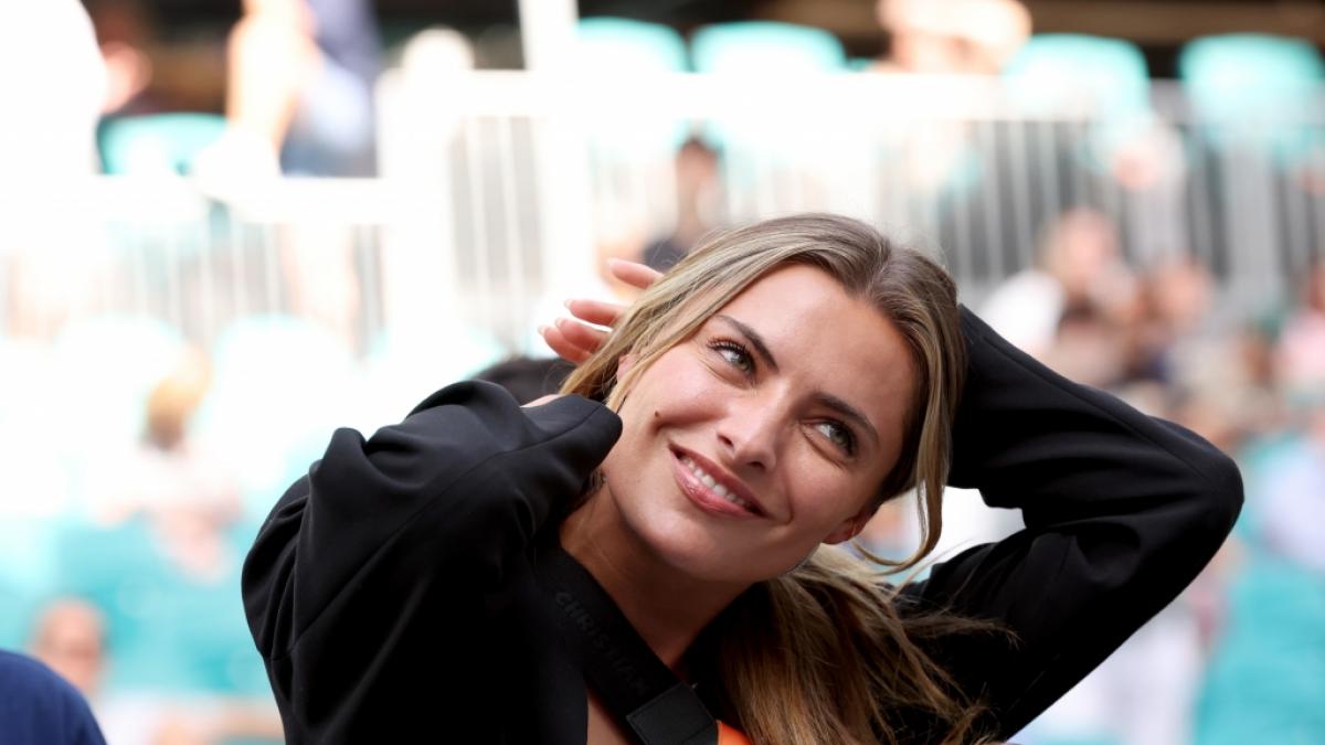 Sophia Thomalla begeistert ihre Fans bei Instagram im knappen Sommer-Look. (Foto)