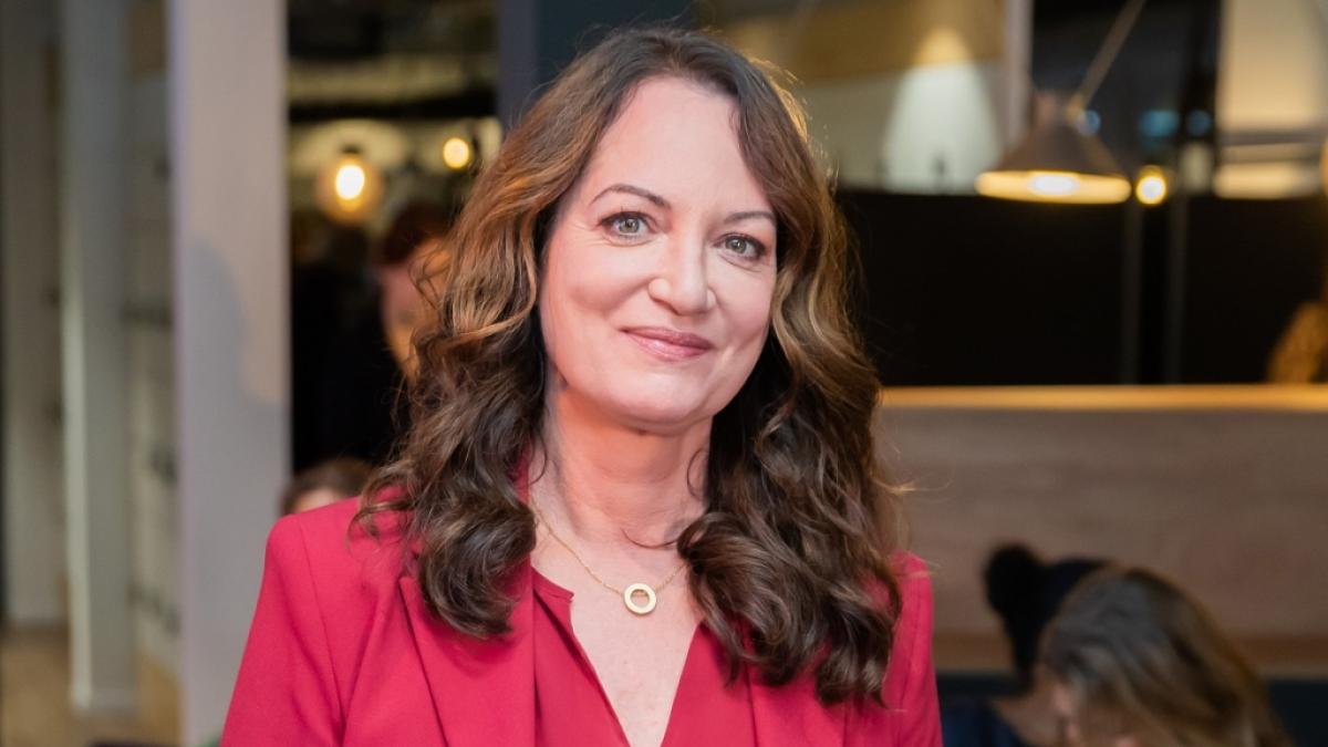 Schauspielerin Natalia W&ouml;rner ist bekannt f&uuml;r die Hauptrolle in den TV-Highlights "Unter anderen Umst&auml;nden" und "Die Diplomatin." (Foto)