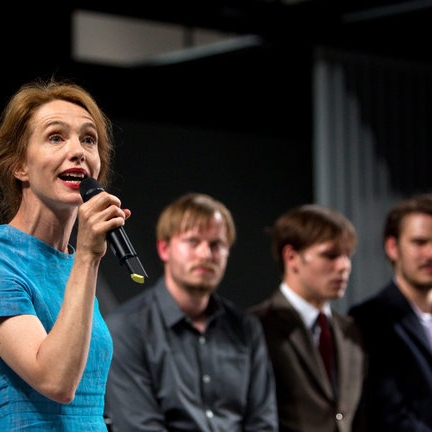 Diese Pragmatikerin vereinbart Familie, Theater und Film