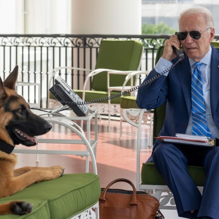 Attacken reißen nicht ab! US-Präsident gefährdet Sicherheitspersonal