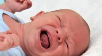 Die Mutter hat ihr Baby so schwer verprügelt, dass es starb.