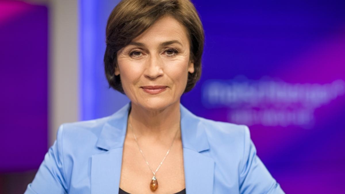 Sandra Maischberger freut sich auf eine neue Ausgabe. (Foto)