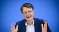 Karl Lauterbach blamiert sich im Italien-Urlaub in den sozialen Netzwerken.
