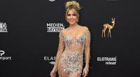 Sylvie Meis heizt ihren Fans mit sexy Strandaufnahmen ein.