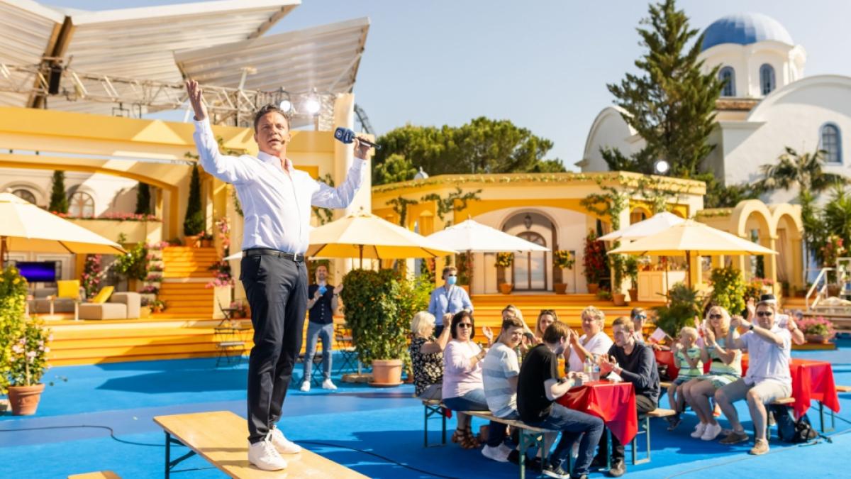 "Immer wieder sonntags" mit Stefan Mross und G&auml;sten ist im Ersten in die Sommersaison 2021 gestartet. (Foto)