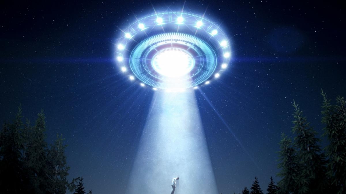 Ein angeblicher Zeitreisender aus dem Jahr 2714 prophezeit die Ankunft von Aliens auf der Erde noch in diesem Jahr, um den "Nozischen Krieg" vorzubereiten. (Foto)