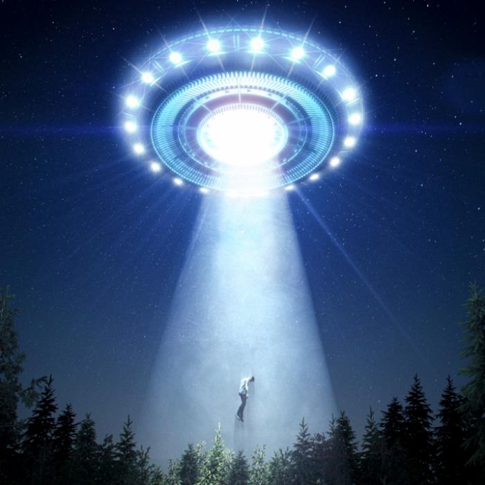 Zeitreisender kündigt Alien-Ankunft an - noch in DIESEM Jahr