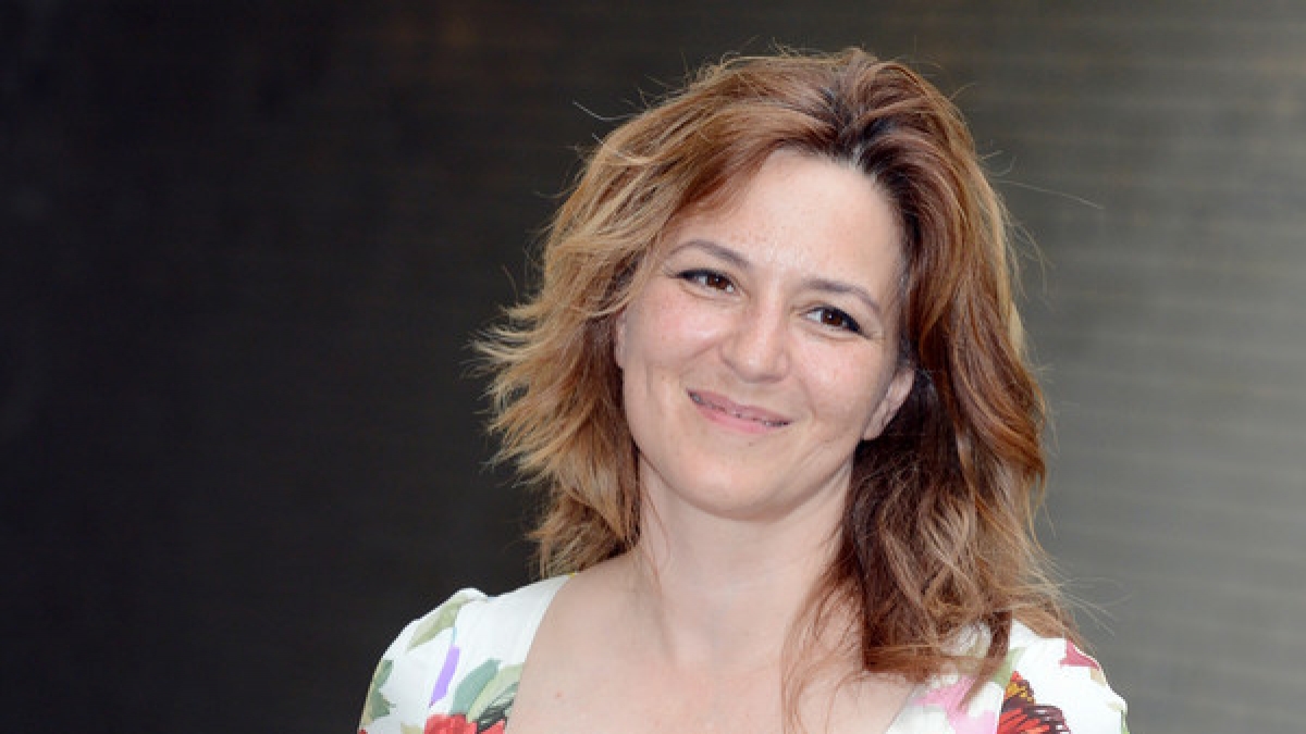 Martina Gedeck spielt Musiklehrerin Clara. (Foto)
