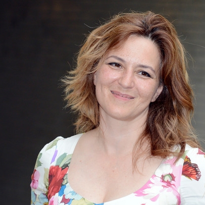 Martina Gedeck total verliebt - in blutjungen Toyboy!