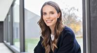 Lili Engels ist für das ZDF als Sportreporterin tätig.