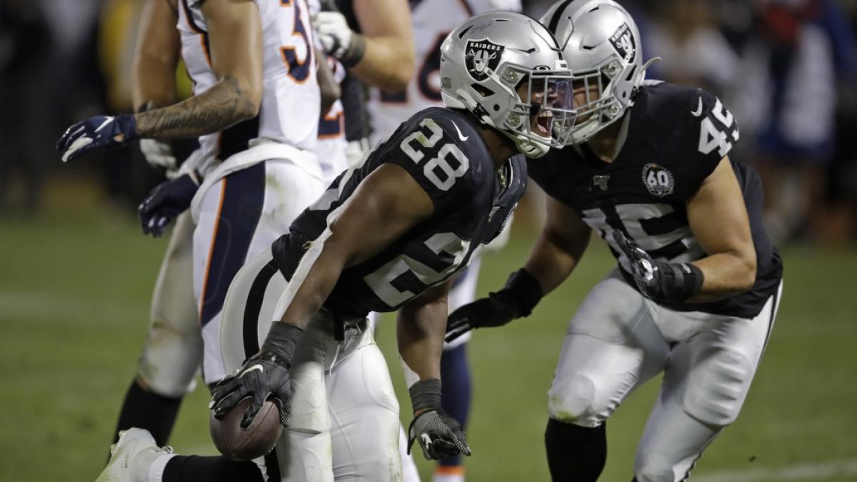 Josh Jacobs von den Las Vegas Raiders feiert am 1.Spieltag gegen die Denver Broncos, am 09.09.2019. (Symbolbild) (Foto)