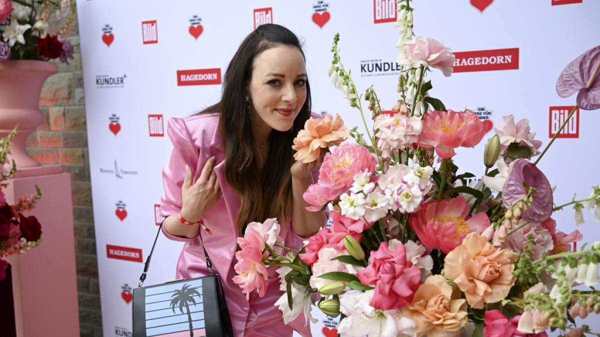 Jasmin Wagner alias Bl&uuml;mchen begeistert Fans mit ihrem neuen Musikvideo zu "Ravergirl". (Foto)