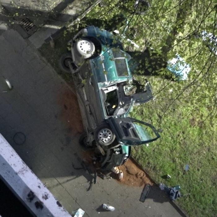 Teenager stürzen 18 Meter aus Parkhaus - tot!