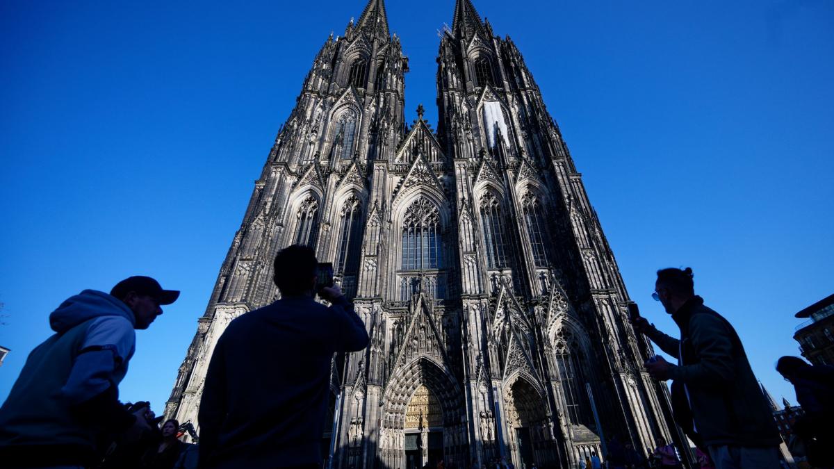 Der K&ouml;lner Dom wird f&uuml;r Besucher ab Juli zw&ouml;lf Euro Eintritt kosten. (Foto)