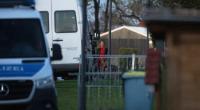 Im Fall um den getöteten Fabian (8) aus Güstrow werden zahlreiche Spuren ausgewertet. Eine Tatverdächtige könnte nun aus der U-Haft entlassen werden.