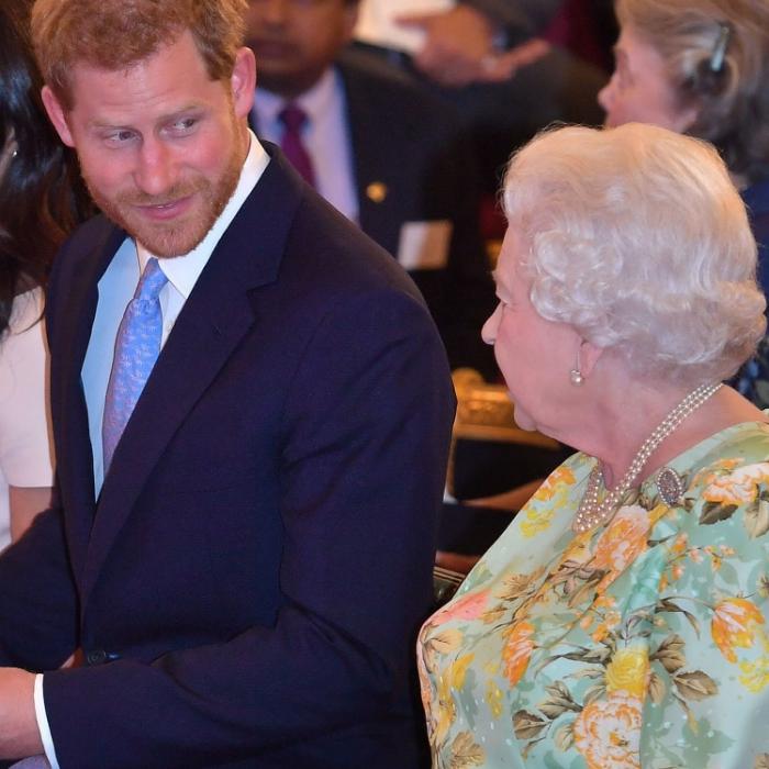 Prinz Harry macht den Abflug! Kommt nun die Versöhnung mit Queen Elizabeth II.?