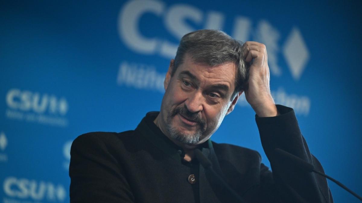 Vor einer Indien-Reise am&uuml;siert Markus S&ouml;der seine Instagram-Follower mit einem uralten Foto. (Foto)