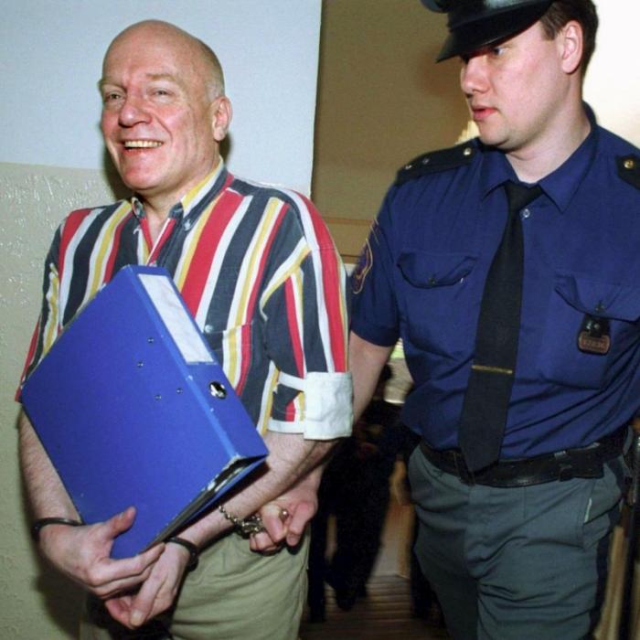 Pädophiler Radio-Moderator hinter Gittern gestorben