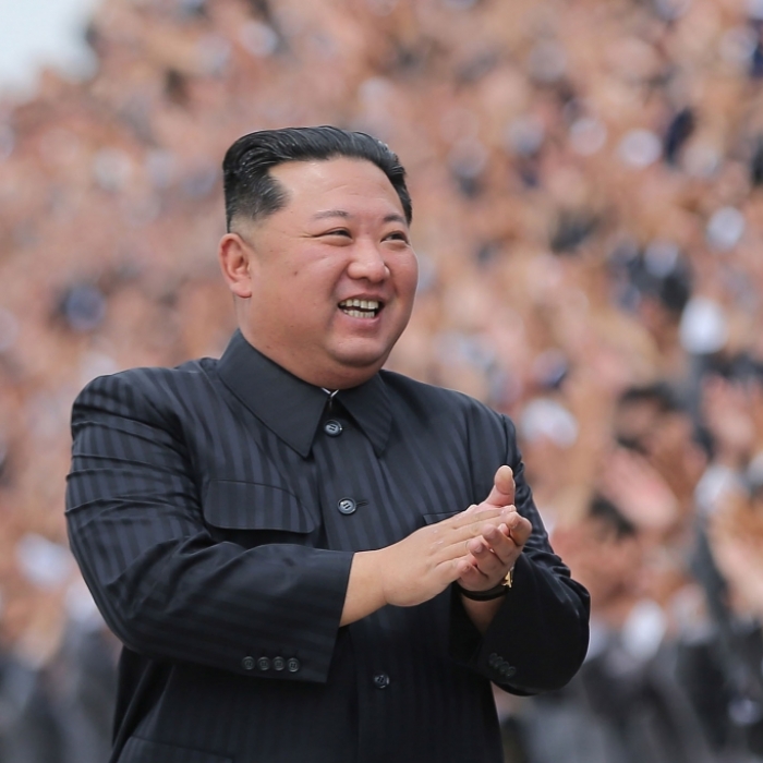 Alles wegen Putin? Nordkorea-Diktator feuert U-Boot-Raketen ins Meer