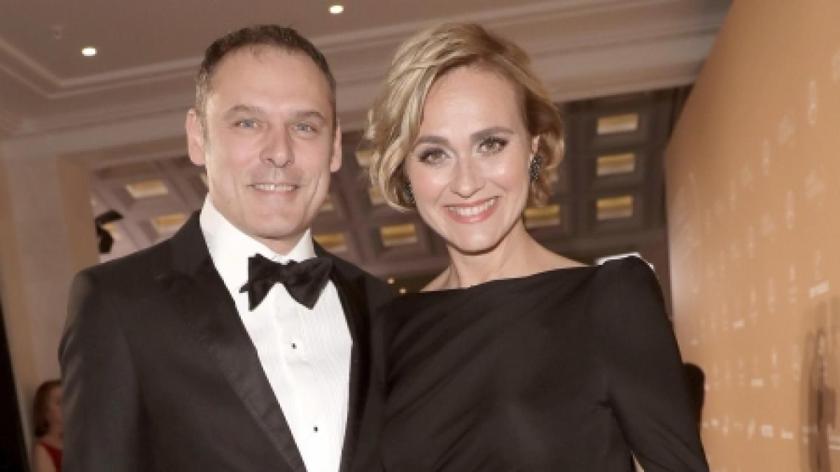 Caren Miosga mit ihrem Ehemann Tobias Grob. (Foto)