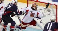 Der frühere tschechische Eishockey-Nationaltorwart Roman Cechmanek, hier bei einem WM-Spiel 2007, ist im Alter von nur 52 Jahren gestorben.