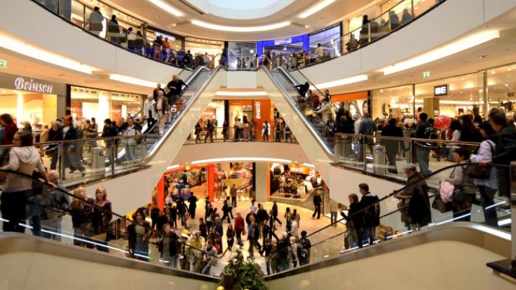 Ein Shopping-Center, hier beginnt das Königreich des Kunden.