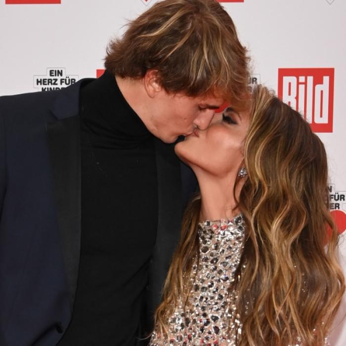 Sophia Thomalla küsst innig - doch Prinz Harry ist unvergessen