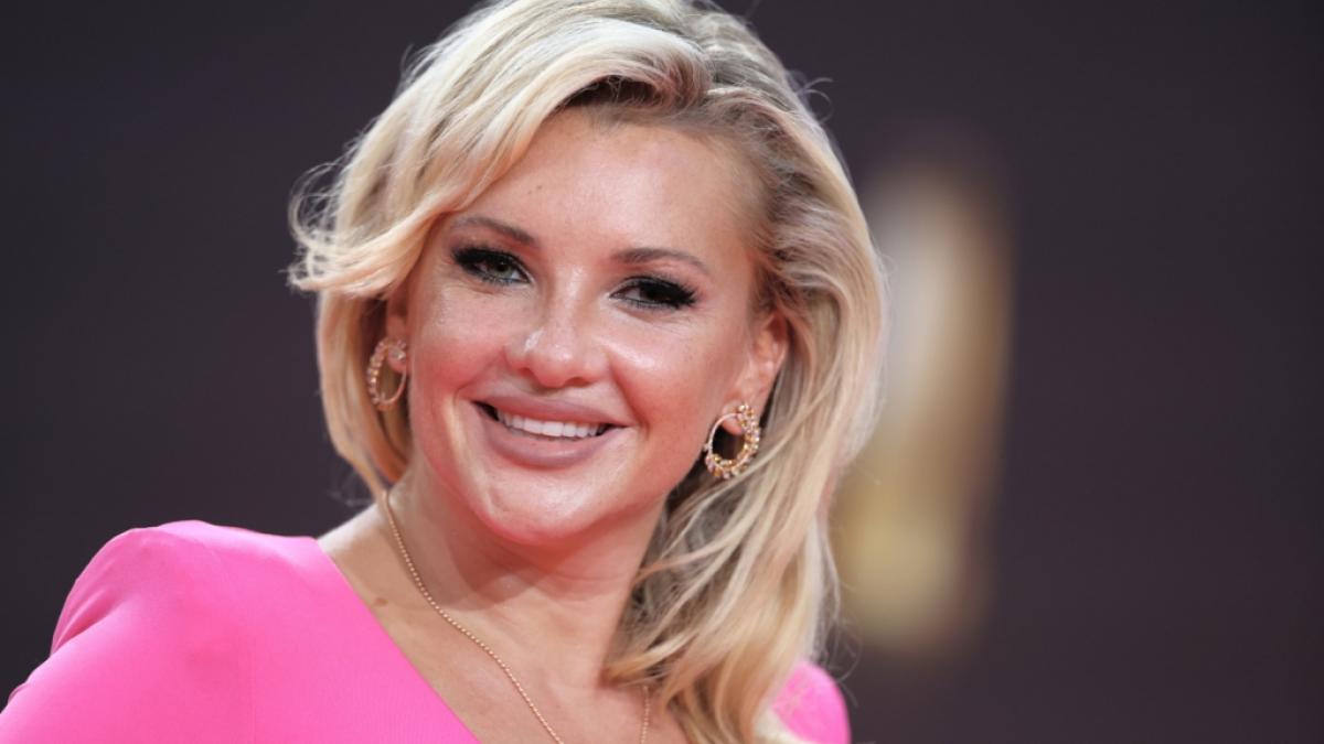 F&uuml;r ihre Instagram-Fans hat Evelyn Burdecki ein besonders knackiges Schmankerl zum Start ins Jahr 2024 vorbereitet. (Foto)