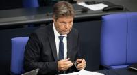 Bummelt Robert Habeck absichtlich beim Stresstest?