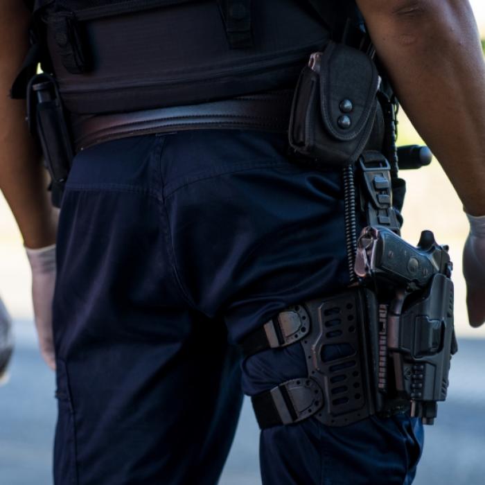 Fußballer killt Nachbar, nimmt Baby als Geisel und wird erschossen