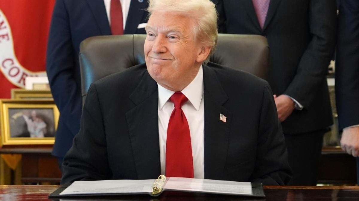 Donald Trump verzichtete trotz R&uuml;cktrittsank&uuml;ndigung nicht auf eine Attacke gegen Nancy Pelosi. (Foto)