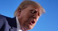 Grelles Licht brachte bei einem Pressetermin US-Präsident Donald Trump aus der Fassung.