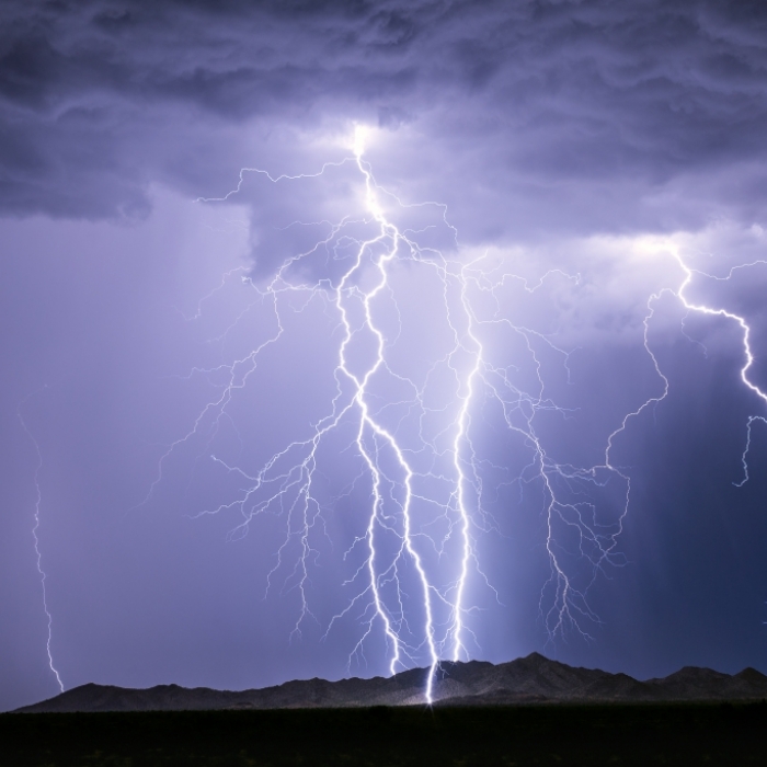 BLITZschnell tot! Mehr als 11 Menschen sterben bei Horror-Unwetter