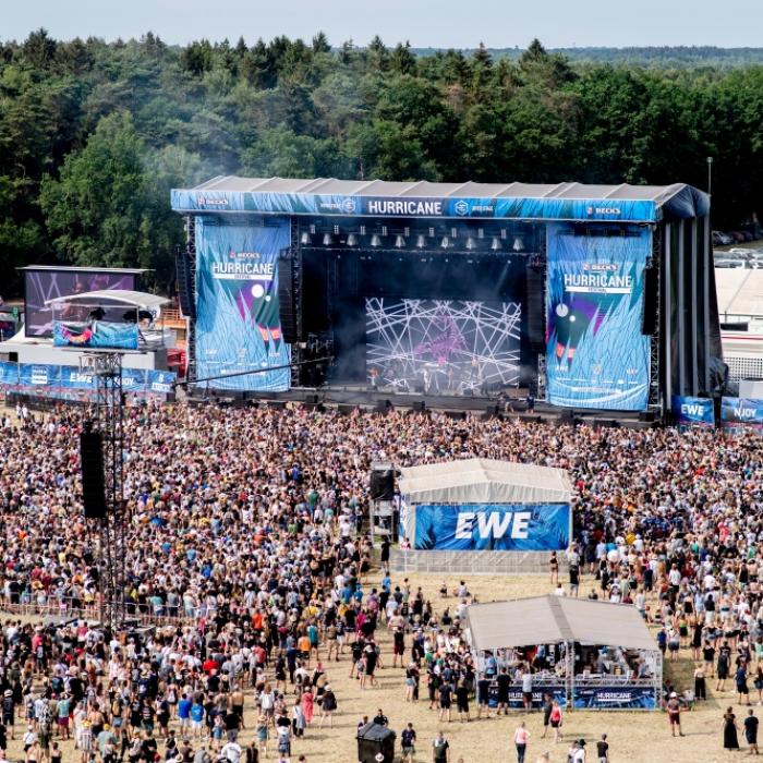 Bands, Tickets, TV-Übertragung! So sind Sie heute live bei den Festivals dabei