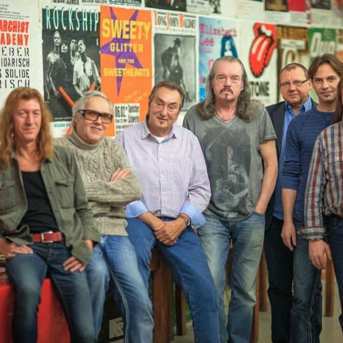 Todesursache unklar! Ostrock-Legende (70) gestorben