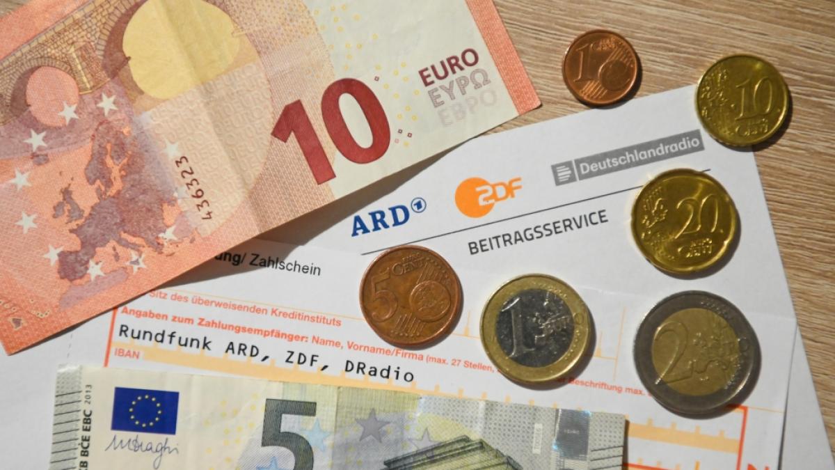 Der Rundfunkbeitrag wurde um 86 Cent erh&ouml;ht. Auf Twitter kochen die Meinungen hoch. (Foto)