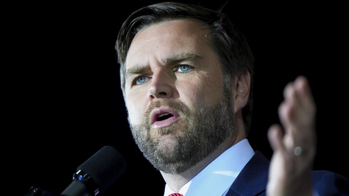 J.D. Vance w&auml;hrend seiner Rede auf einer Wahlkampfveranstaltung. (Foto)