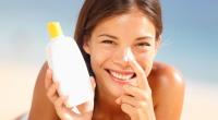 Sonnenschutz ist gerade im Sommer wichtig - doch zu viel Sonnencreme schadet dem Körper mehr, als es nützt.