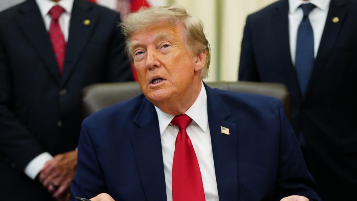 Trump macht Kehrtwende bei Hormus-Plan: Nur einen Tag sp&auml;ter ist die Geb&uuml;hr vom Tisch (Foto)