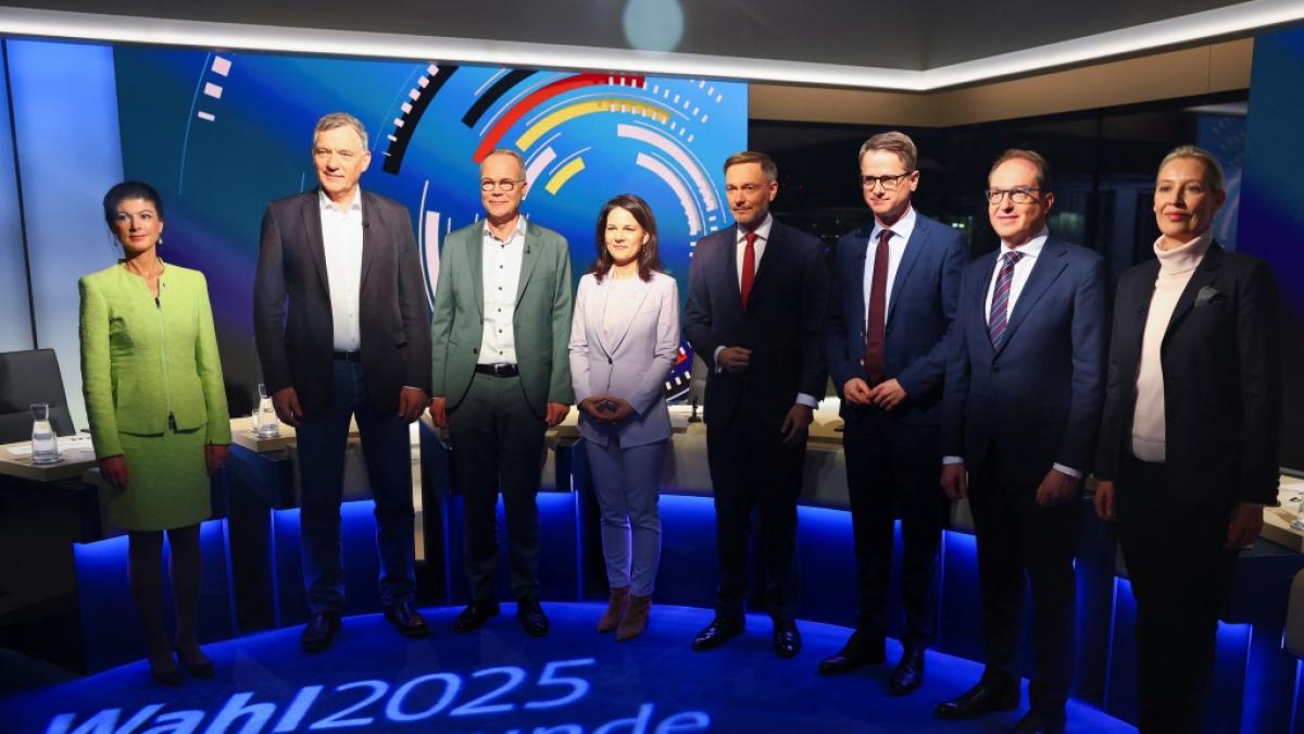 Sahra Wagenknecht (BSW), Jan van Aken (Linke), Matthias Miersch (SPD), Annalena Baerbock (Die Gr&uuml;nen), Christian Lindner (FDP), Carsten Linnemann (CDU), Alexander Dobrindt (CSU) und Alice Weidel (AfD, v.l.)) bei der TV-"Schlussrunde". (Foto)