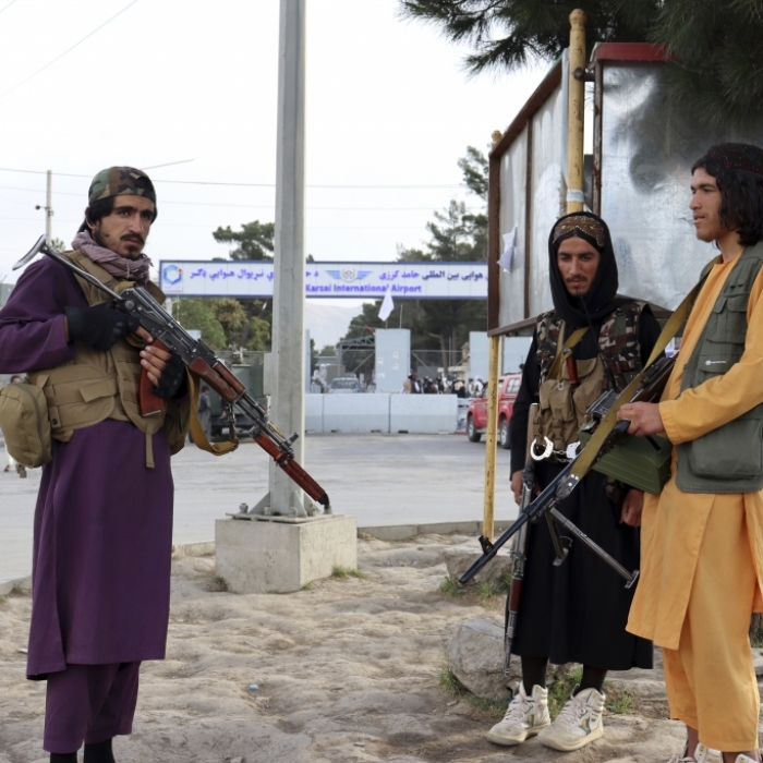 Taliban vergewaltigen und verprügeln Homosexuellen