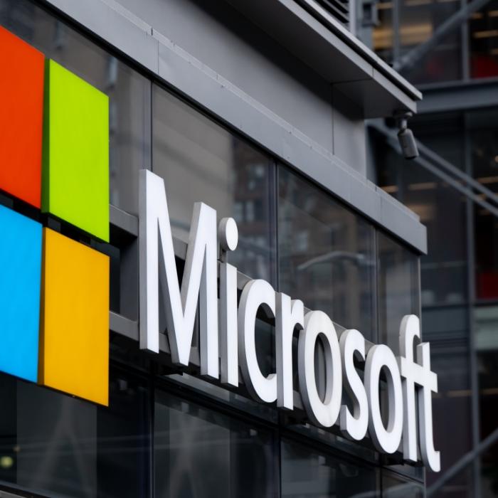 Der Verbraucherzentrale Bundesverband (vzbv) kritisiert das Vorgehen Microsofts. Laut dem Verband sorgt das Unternehmen für Unmengen an Elektroschrott.