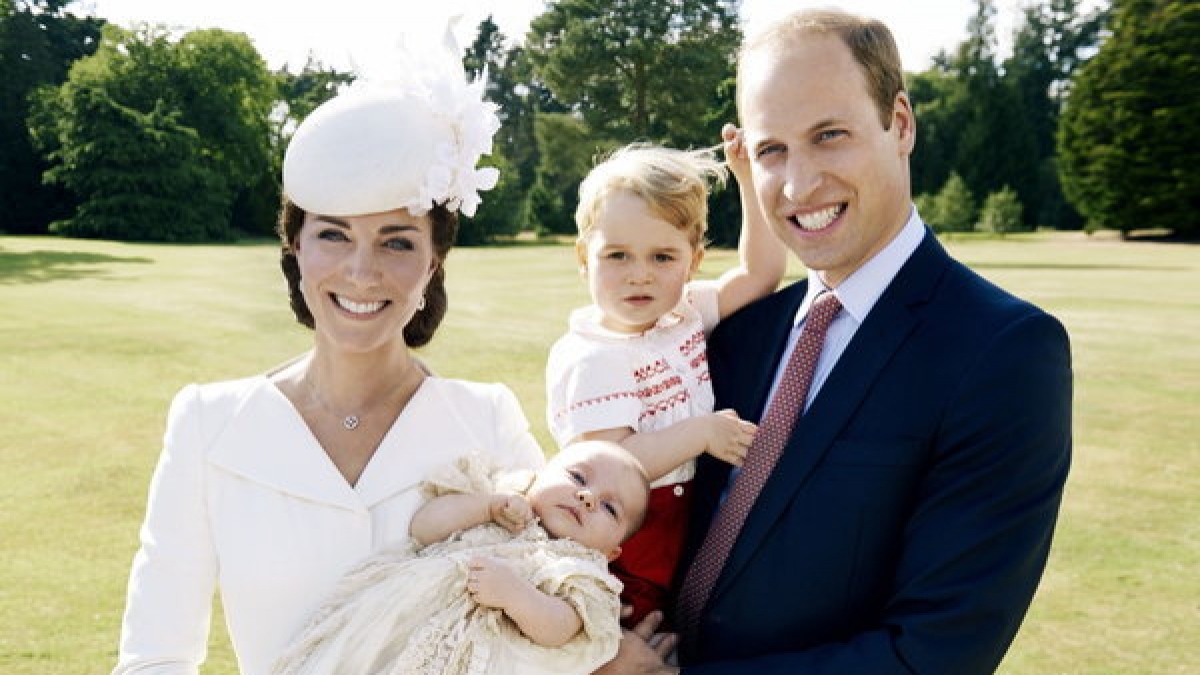 Herzogin Kate, Prinz Williams, Prinz George und Prinzessin Charlotte im Sommer 2015. (Foto)