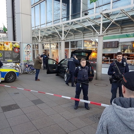 Nach Amokfahrt auch Ermittlungen gegen Polizisten