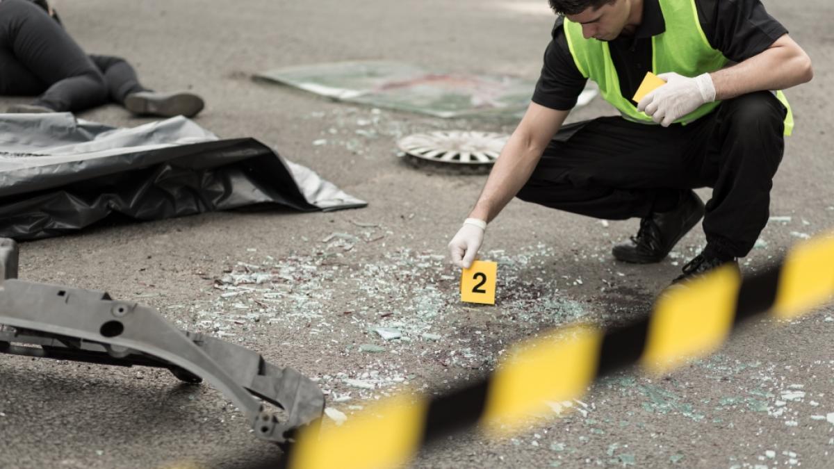 Bei einem Raser-Unfall im kalifornischen Malibu sind vier junge Studentinnen get&ouml;tet worden - der Unfallverursacher ist selbst erst 22 Jahre alt (Symbolfoto). (Foto)