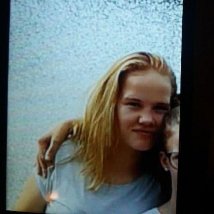 Verzweifelte Suche! Wo steckt die vermisste Lilli (14)?