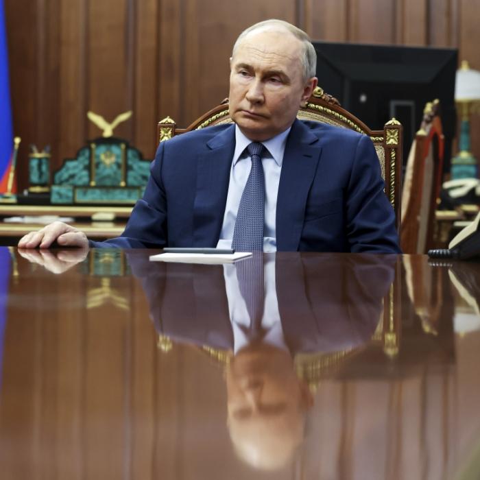 Experten sicher: Kremlchef bereitet Russland auf unbefristeten Krieg vor